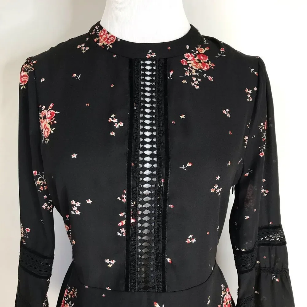 Show Me Your MuMu Lafayette Blouse XS NWT Black Red Cherry Blossom Bell Sleeve